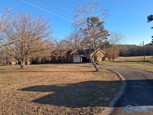 25484 Nick Davis Road, Athens