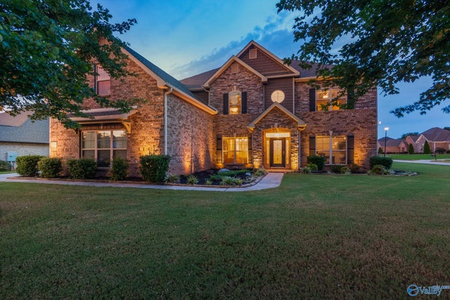 200 Farmdale Drive, Madison