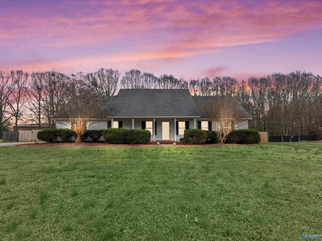 22414 Howard Street, Athens