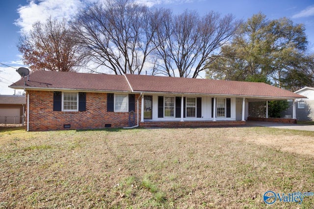 3306 Whitesburg Drive, Huntsville