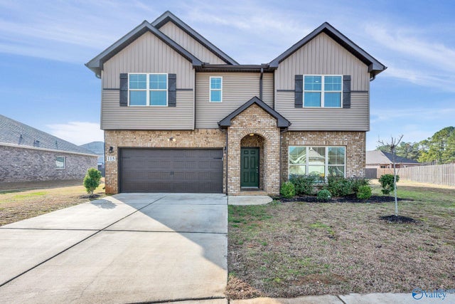 115 Pointe Haven Court, Huntsville