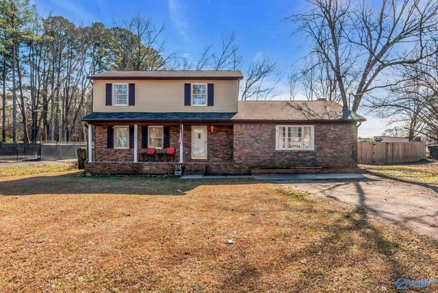 1230 Main Street, Hartselle