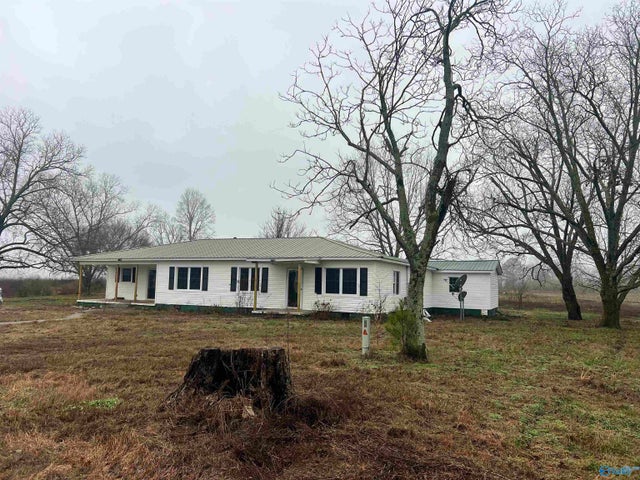 4544 County Road 44, Section