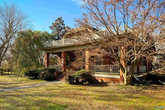 805 Barkley Street, Hartselle