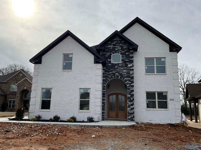 2031 Sarah Lane, Decatur