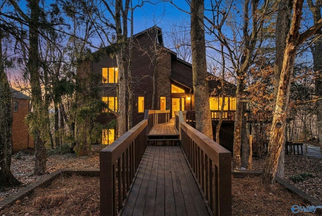 1522 Chandler Road, Huntsville