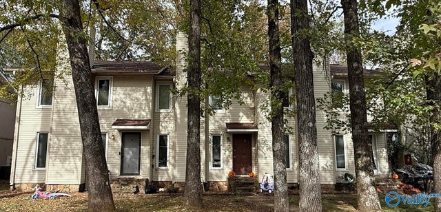 9002 Mahogany Row, Huntsville