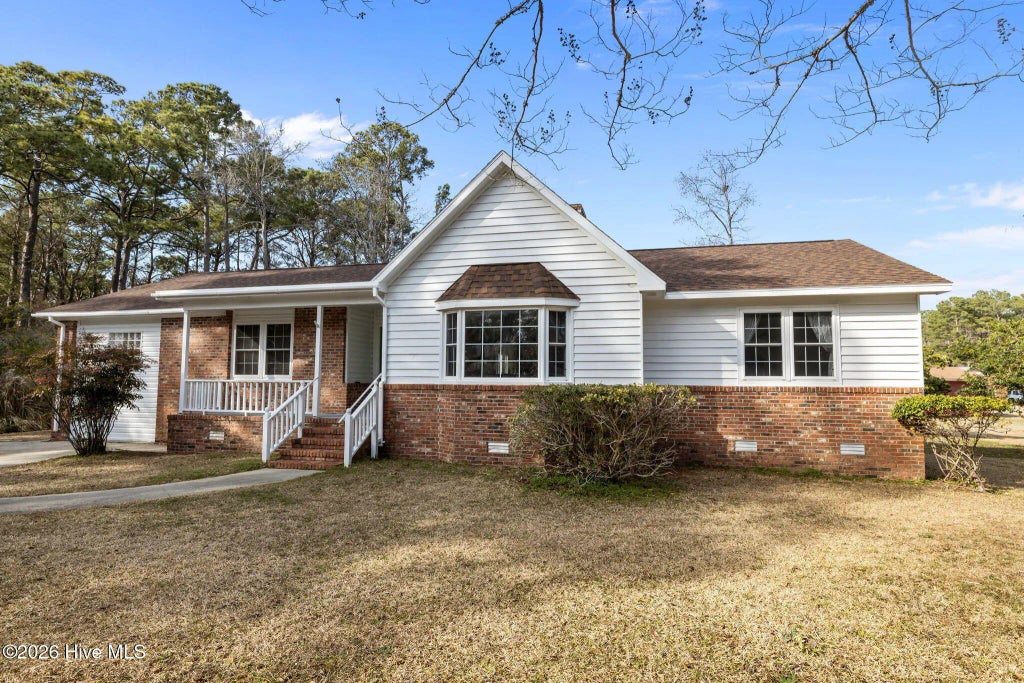 3704 Oxford Court, Morehead City
