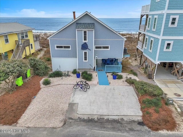 5225 E Beach Drive, Oak Island