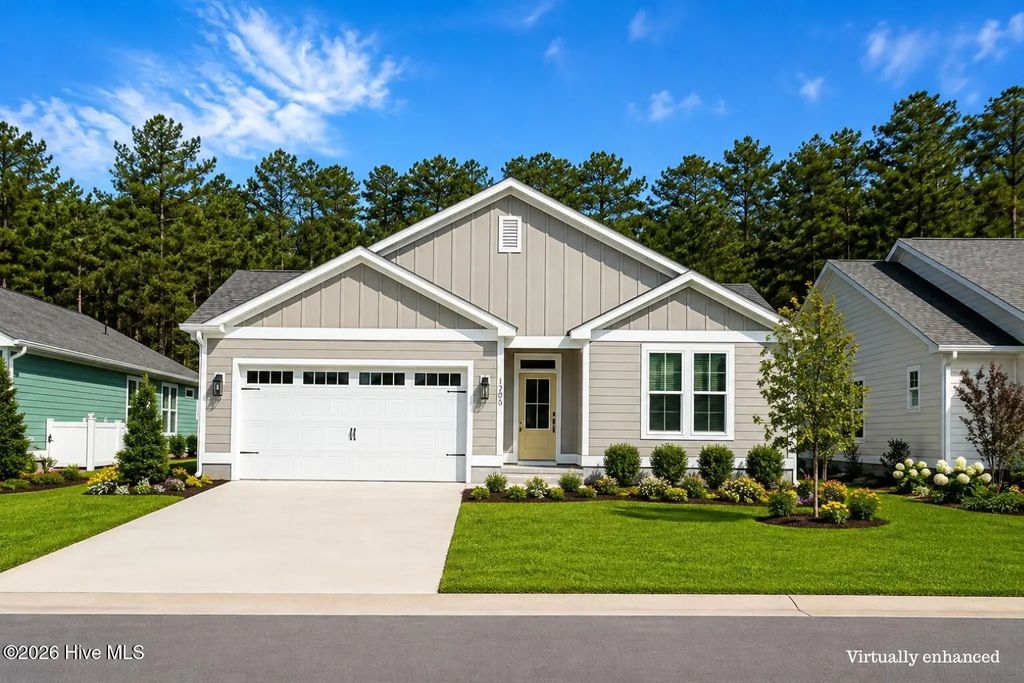 2016 Brighton Drive, New Bern