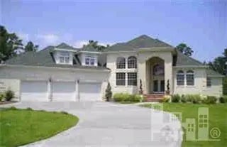 824 Winged Foot Lane, 