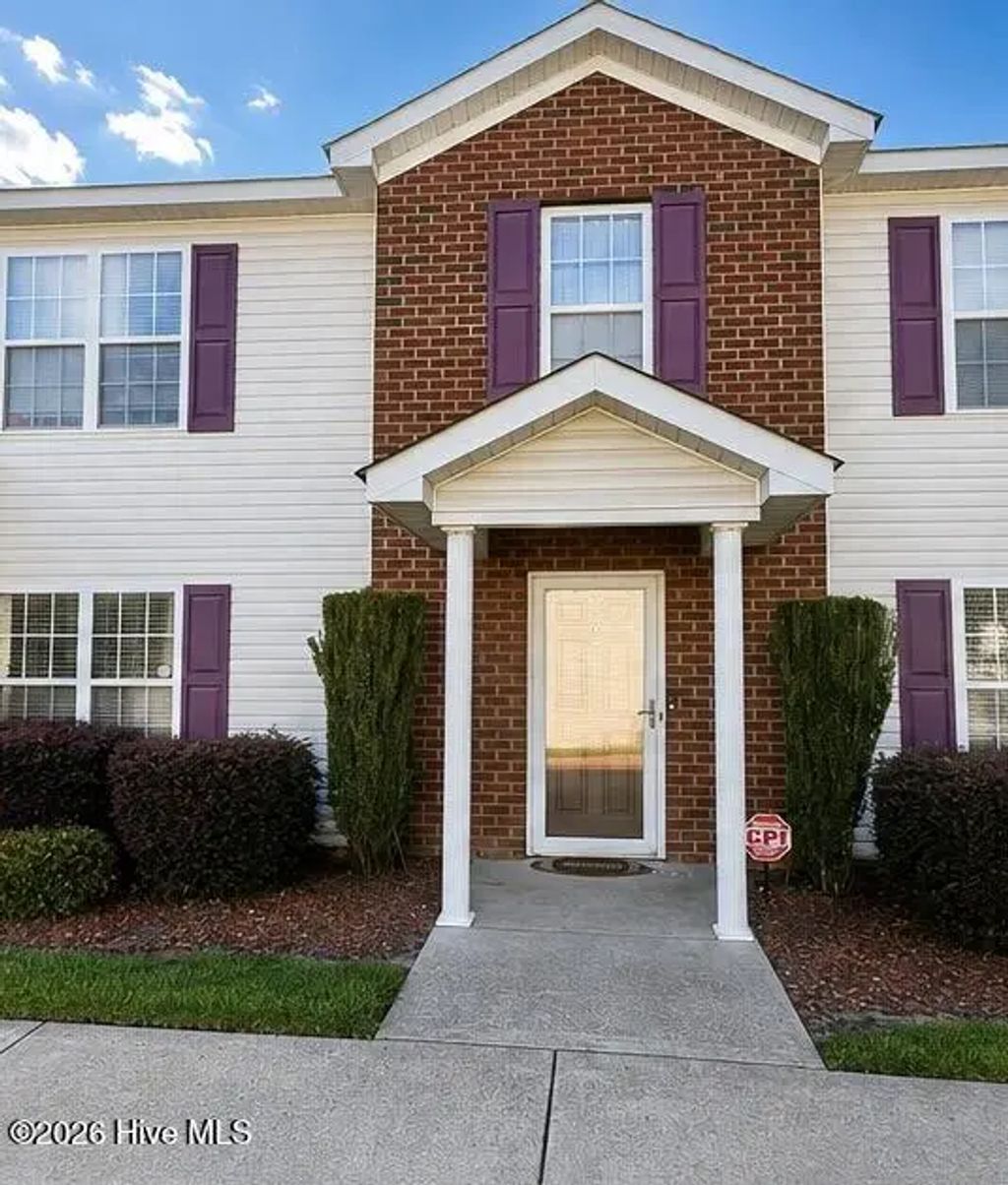 1548 Manning Forest Drive M5, Greenville