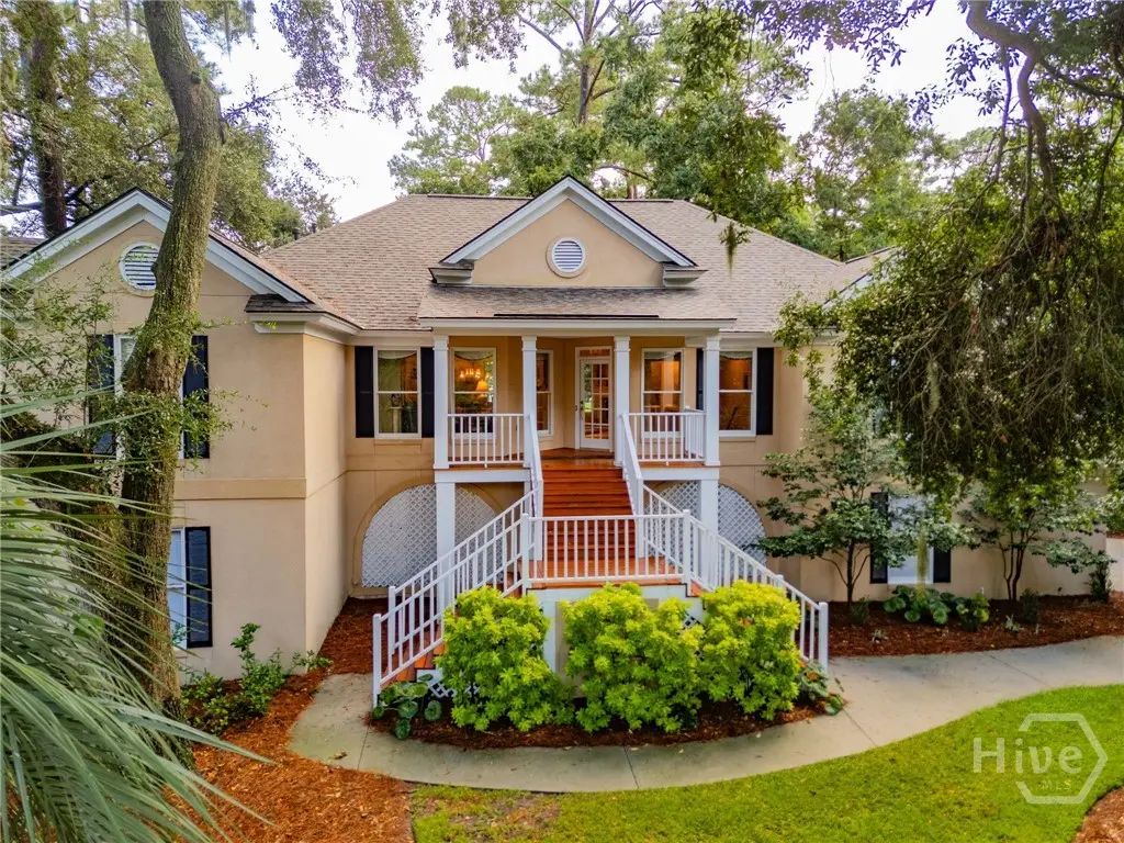 2 Fat Friars Retreat, Savannah