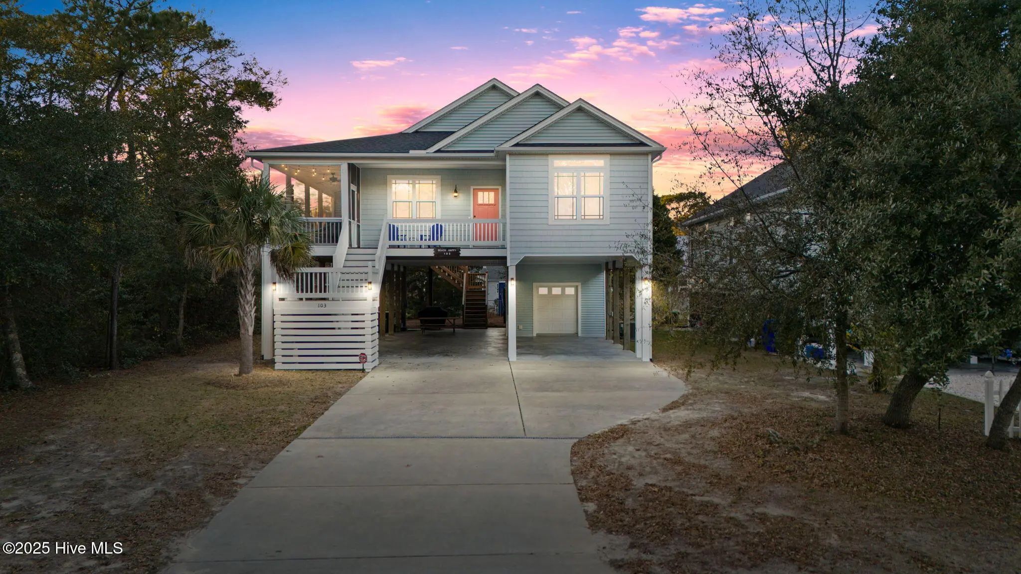 103 Ne 18th Street, Oak Island Wooded