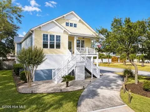 229 Ne 43rd Street, Oak Island Wooded