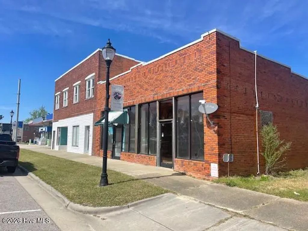 105 E Broad Street, Elizabethtown