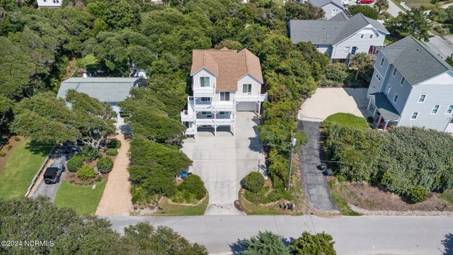 102 Craig Drive, Emerald Isle