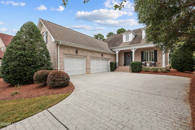 527 Windstar Lane, Wilmington