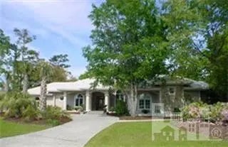 2201 Ocean Point Drive, 