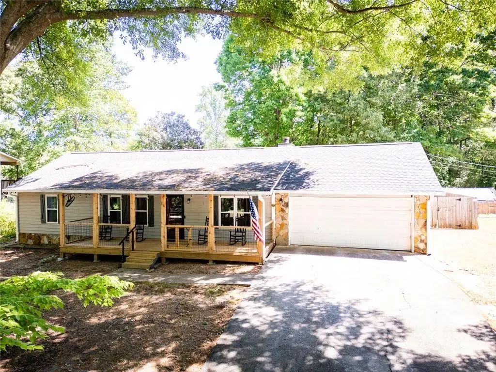 3997 Stacy Lane, Snellville
