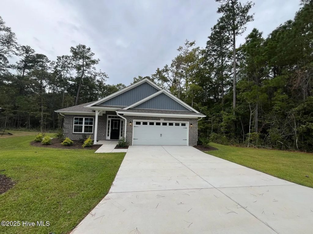 1207 Mandevilla Drive Se, Bolivia