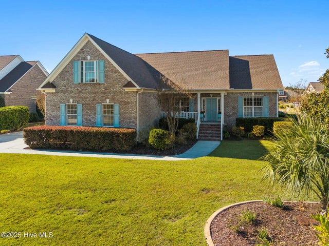 1202 Skylar Court, Leland
