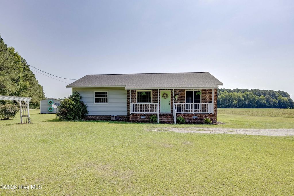 682 Cherry Road, Washington