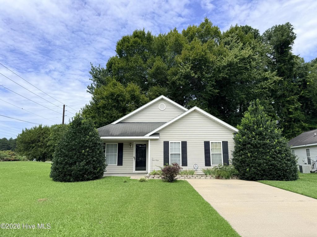 1306 Wyngate Drive, Greenville