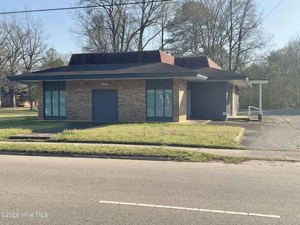 1011 W Thomas Street, Rocky Mount