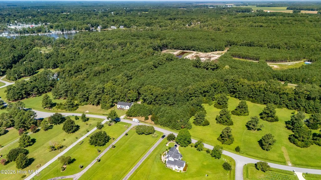 2106 White Farm Road, Oriental