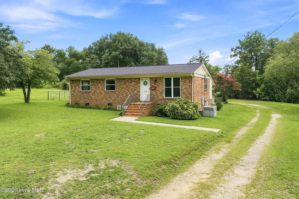 1020 Laurel Avenue, Rockingham