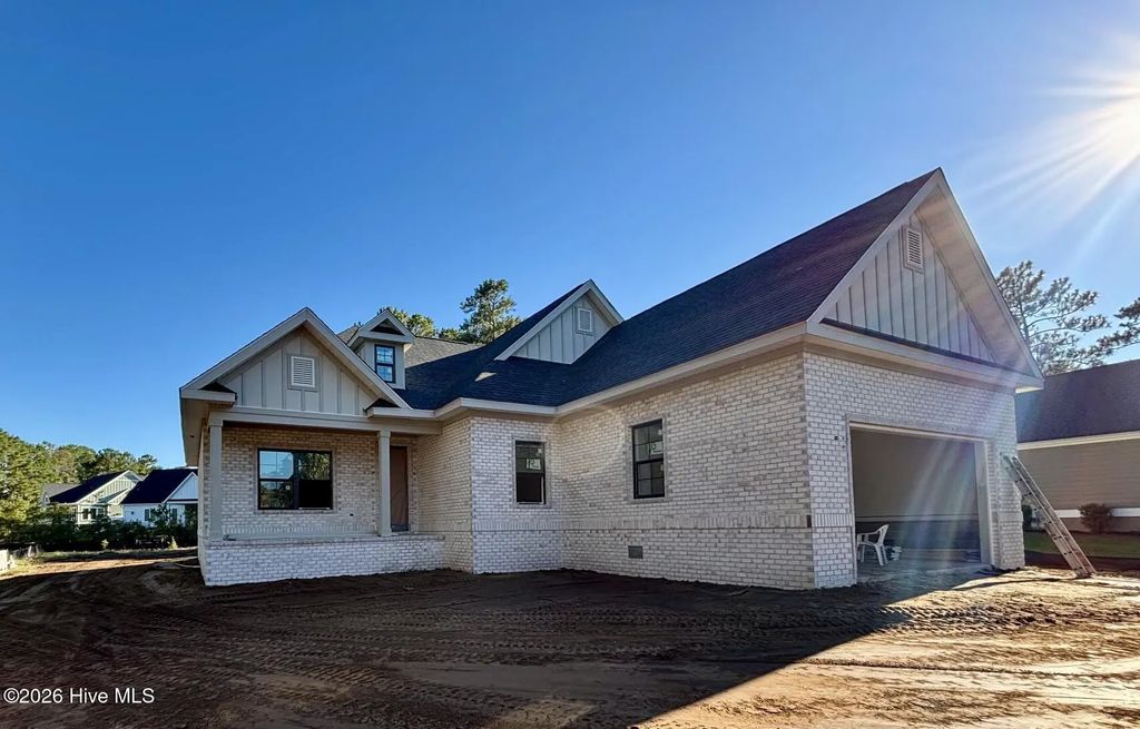 417 S Middleton Drive Nw, Calabash