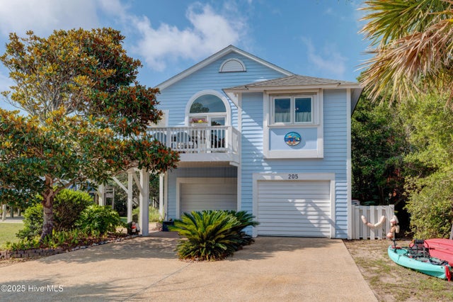 205 E Avenue, Kure Beach