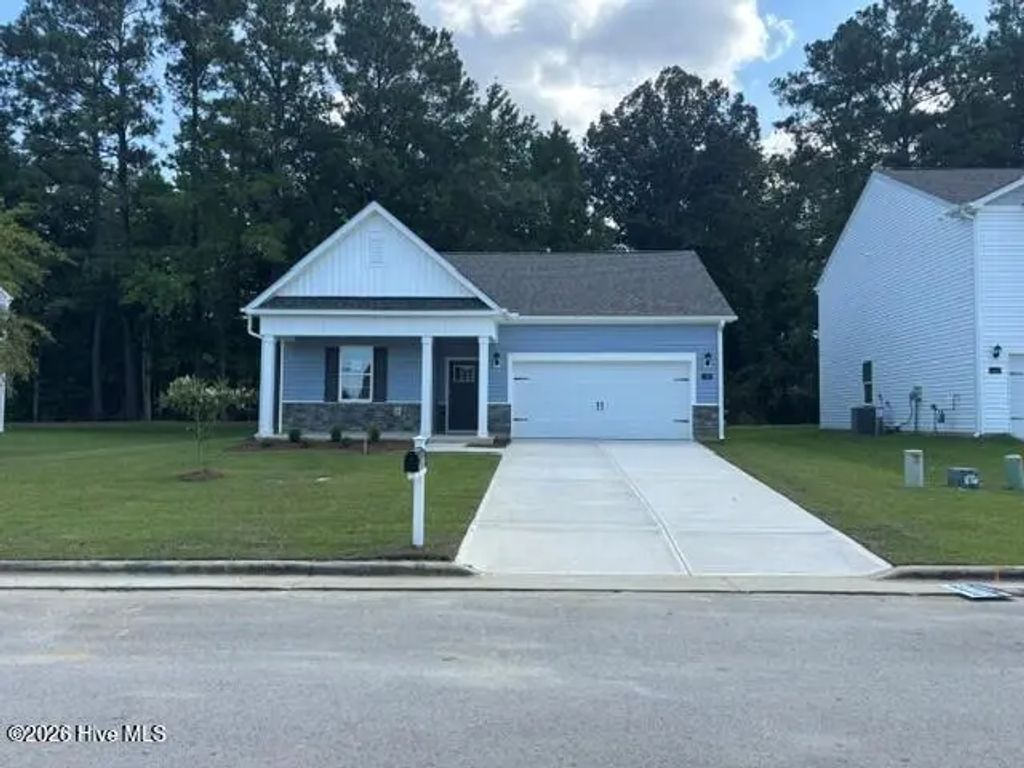 250 Lake Tyler Drive, New Bern