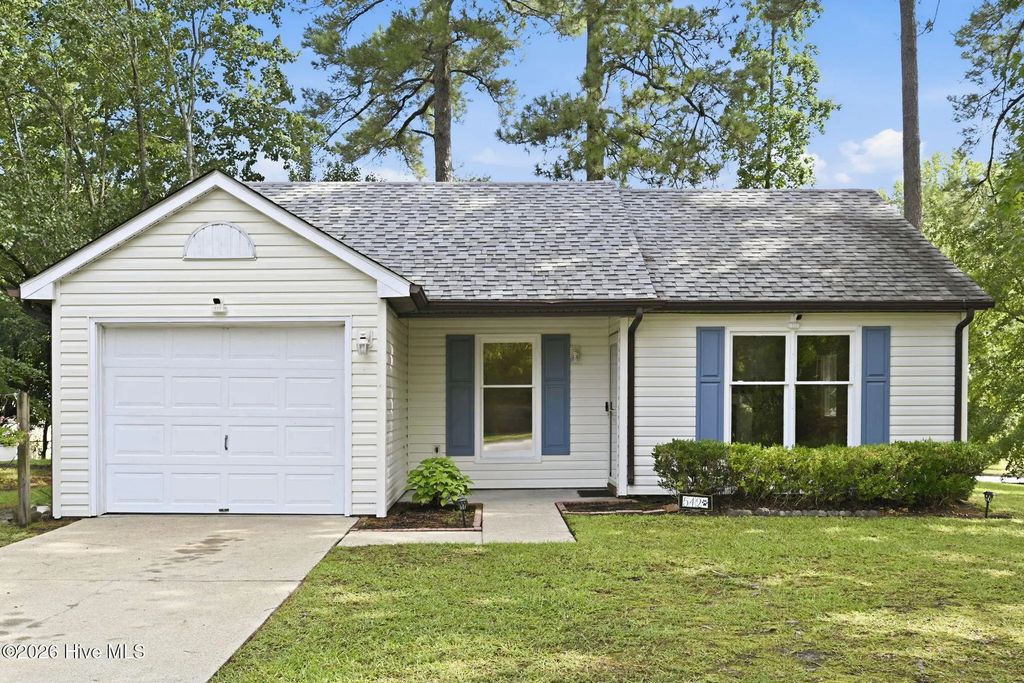 542 Shadowridge Road, Jacksonville