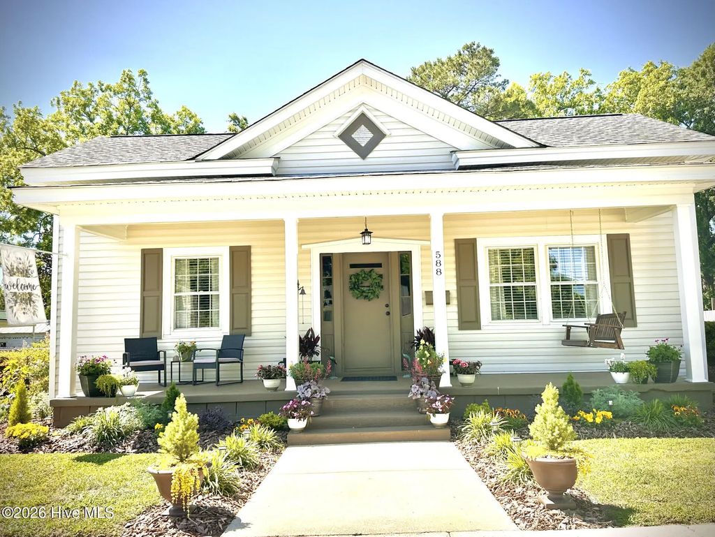 588 Second Street, Ayden