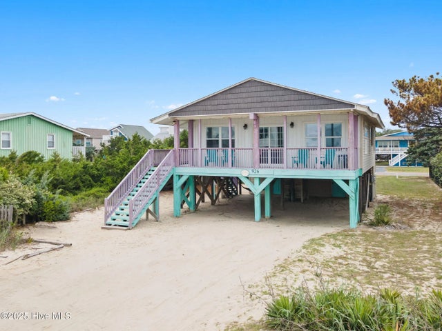926 E Beach Drive, Oak Island