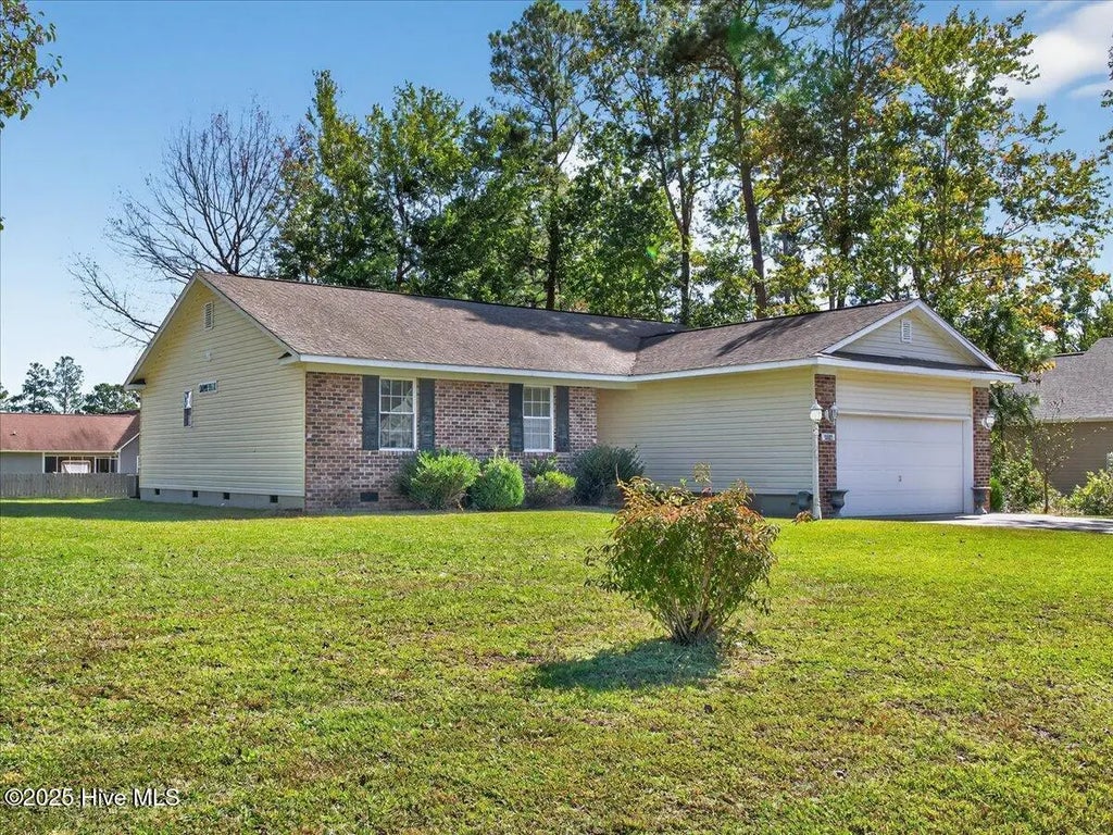 200 Wildwood Street Nw, Shallotte