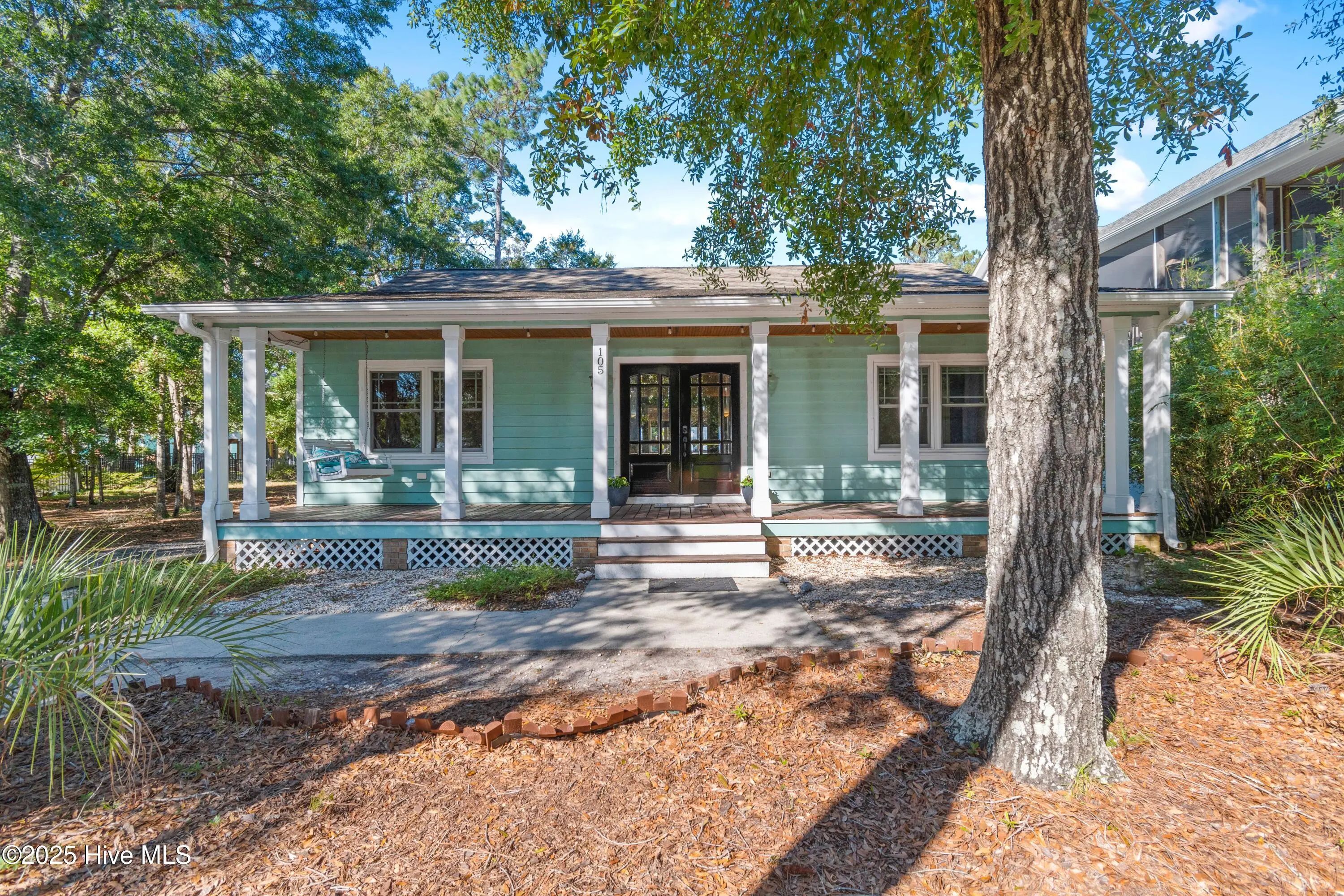 105 Se 9th Street, Oak Island