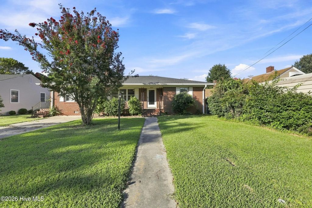 920 Hunnicutt Avenue, Elizabeth City