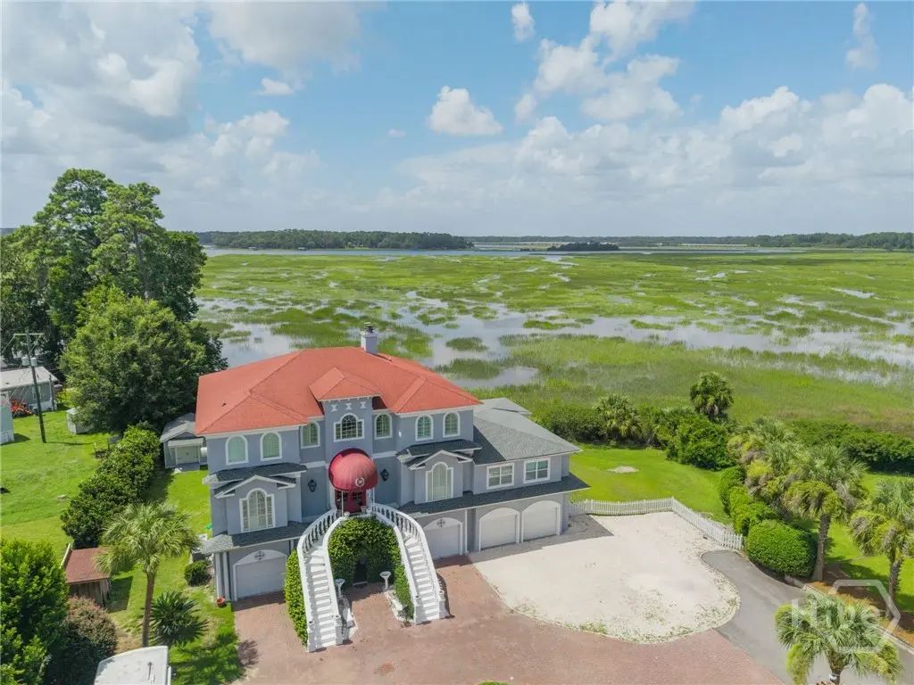 9657 Whitefield Avenue, Savannah