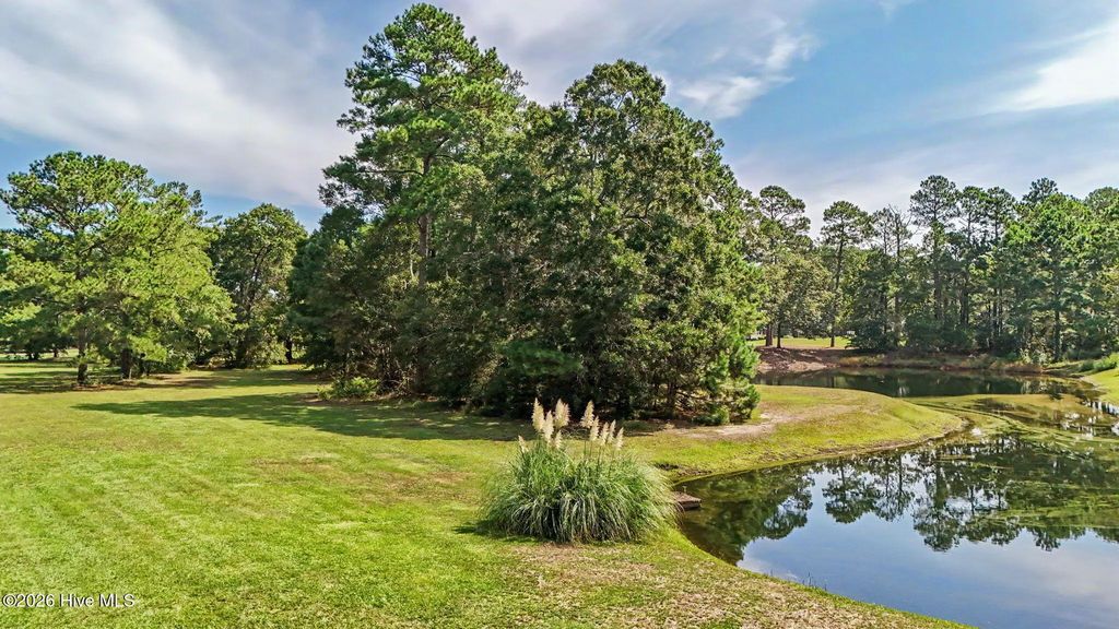 1059 N Middleton Drive Nw, Calabash