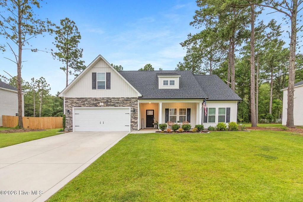 161 Flying Bolt Drive, Raeford