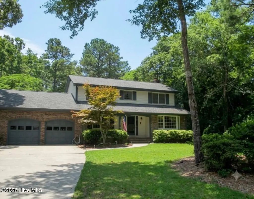 2705 1 Iron Street, Morehead City