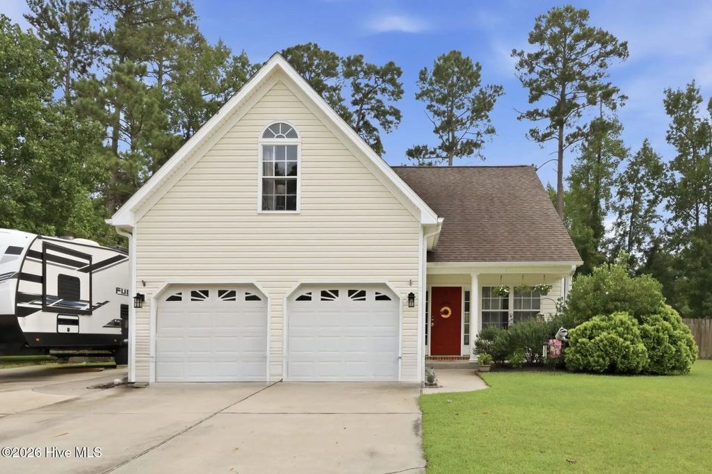 413 Lafitte Way, New Bern