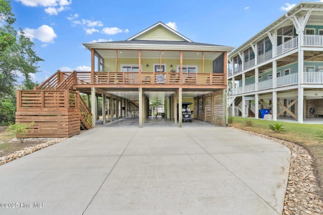 115 Se 45th Street, Oak Island