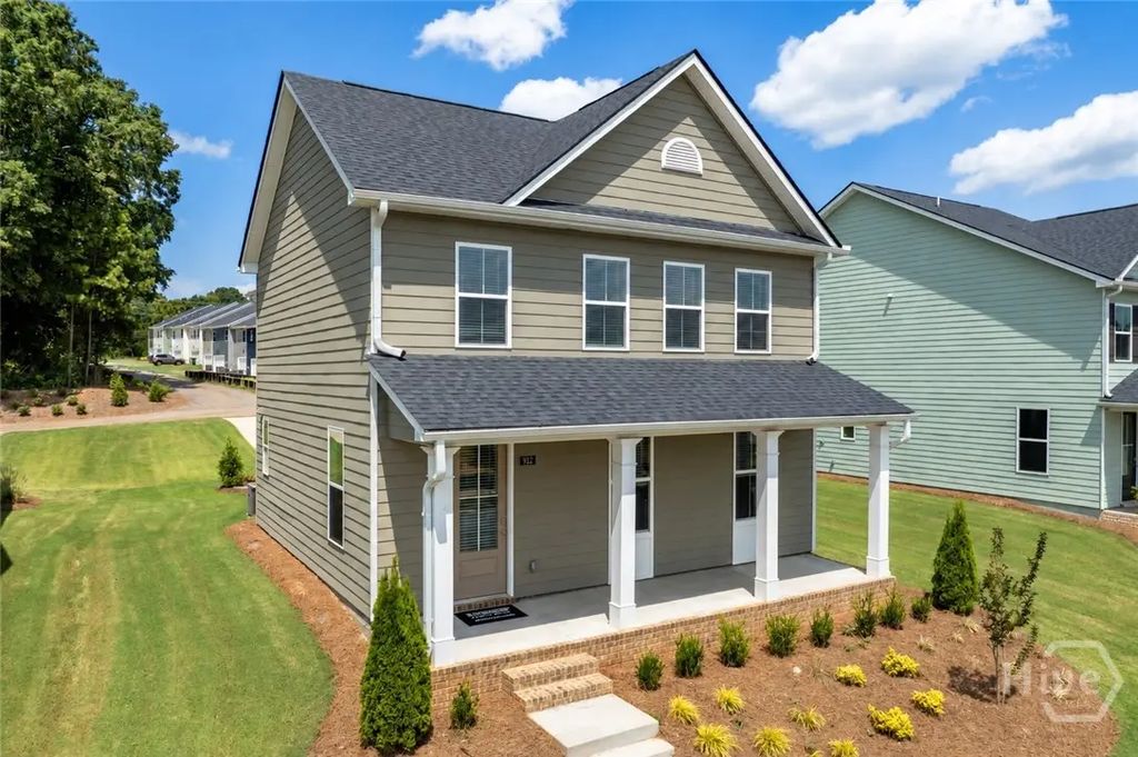 912 Stow Lane, Monroe