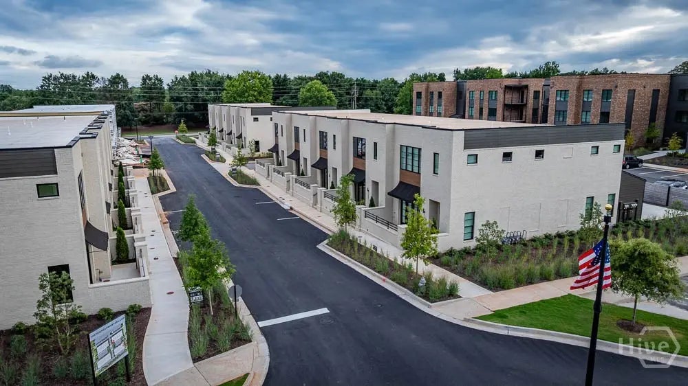 1311 Watson Lane E8, 