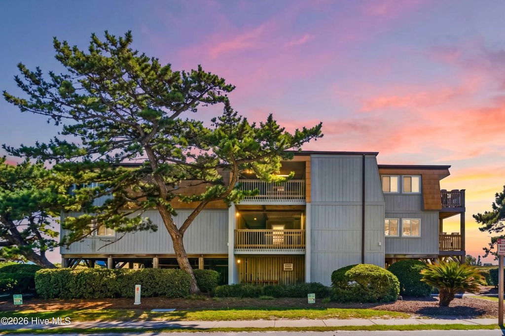 277 W First Street 1j, Ocean Isle Beach