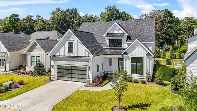 8261 Winding Creek Circle, Wilmington
